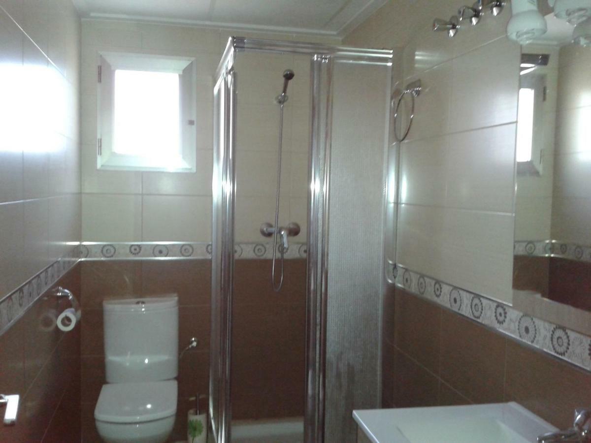 Salome Beach Apartments ลอสอัลกาซาเรส ภายนอก รูปภาพ